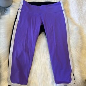 Lululemon Size 4 Women's Ignite Crop Yoga Leggings Colorblock Purple Black White